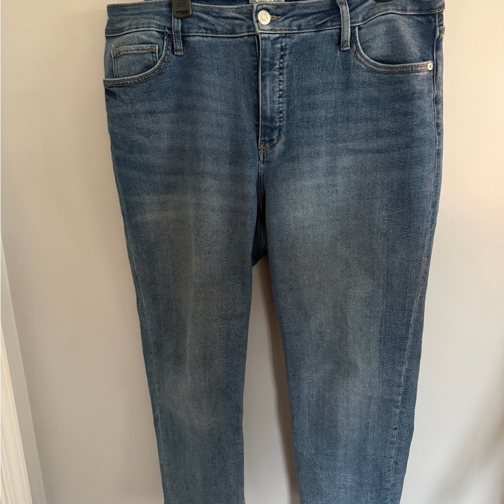 Ava & Viv Women's Straight Leg Jeans in Blue